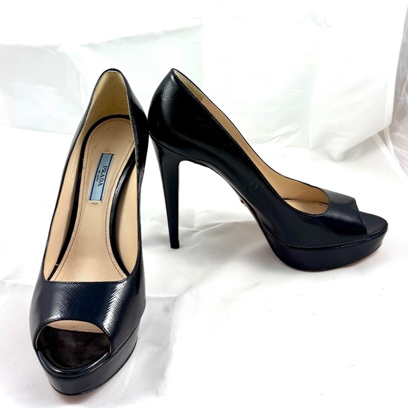 Prada Black Vernice Saffiano Leather Peep Toe Platform Pumps Size 39½ - Picture 1 of 12